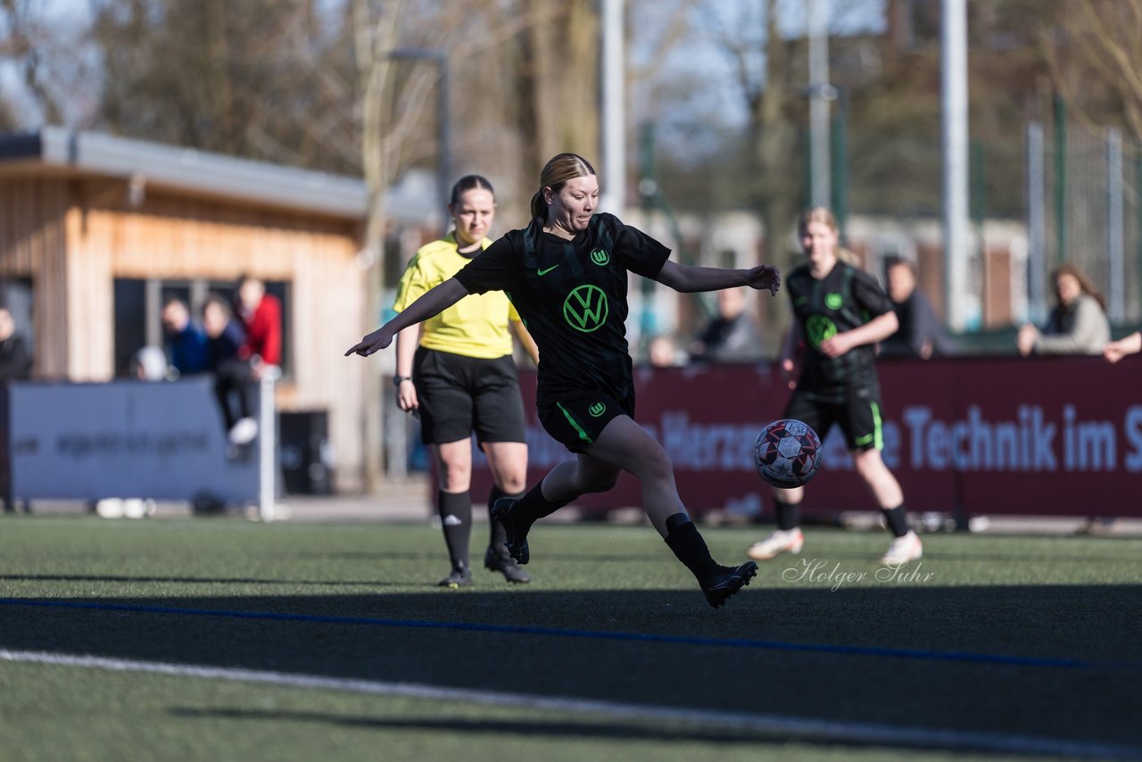 Bild 267 - wBJ Eimsbuettler TV - VfL Wolfsburg : Ergebnis: 1:3